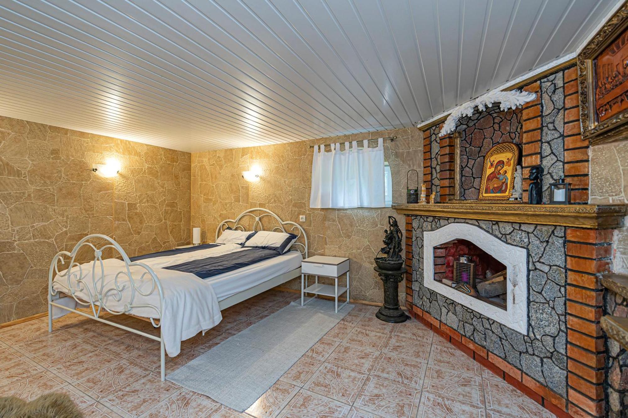 Spacious Studio Apartment By Polo Apartments Kaunas Luaran gambar